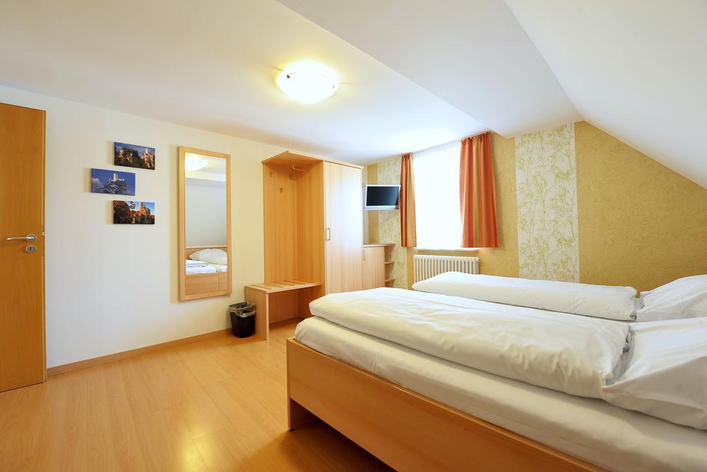 Gasthof Zum Lamm Gomadingen Екстер'єр фото
