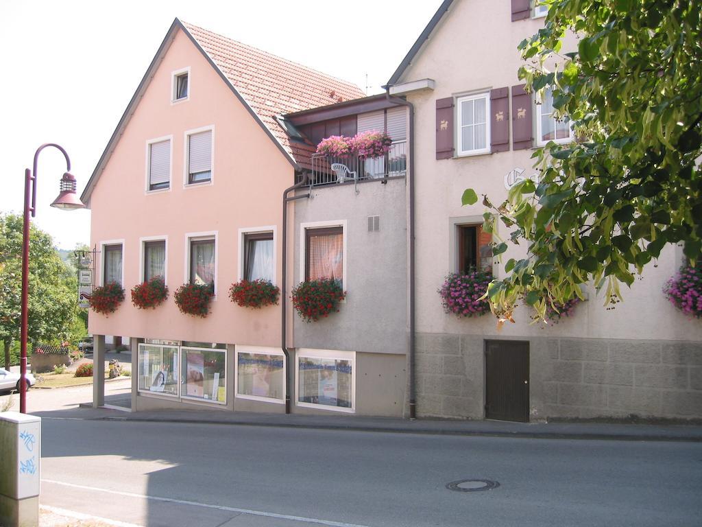 Gasthof Zum Lamm Gomadingen Екстер'єр фото