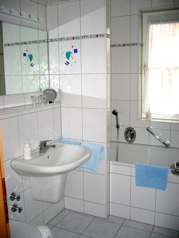 Gasthof Zum Lamm Gomadingen Номер фото